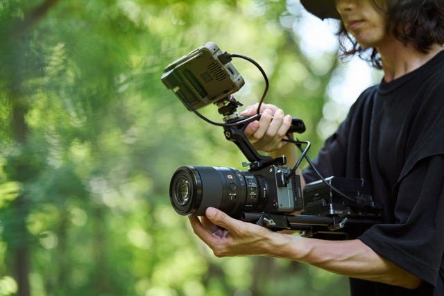 Sony FE 100mm Macro Lens precise focus