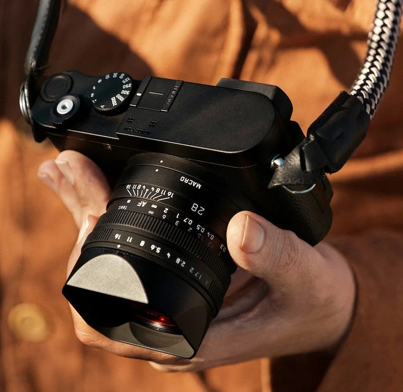 Leica Q3 Monochrom Camera intuitive operation