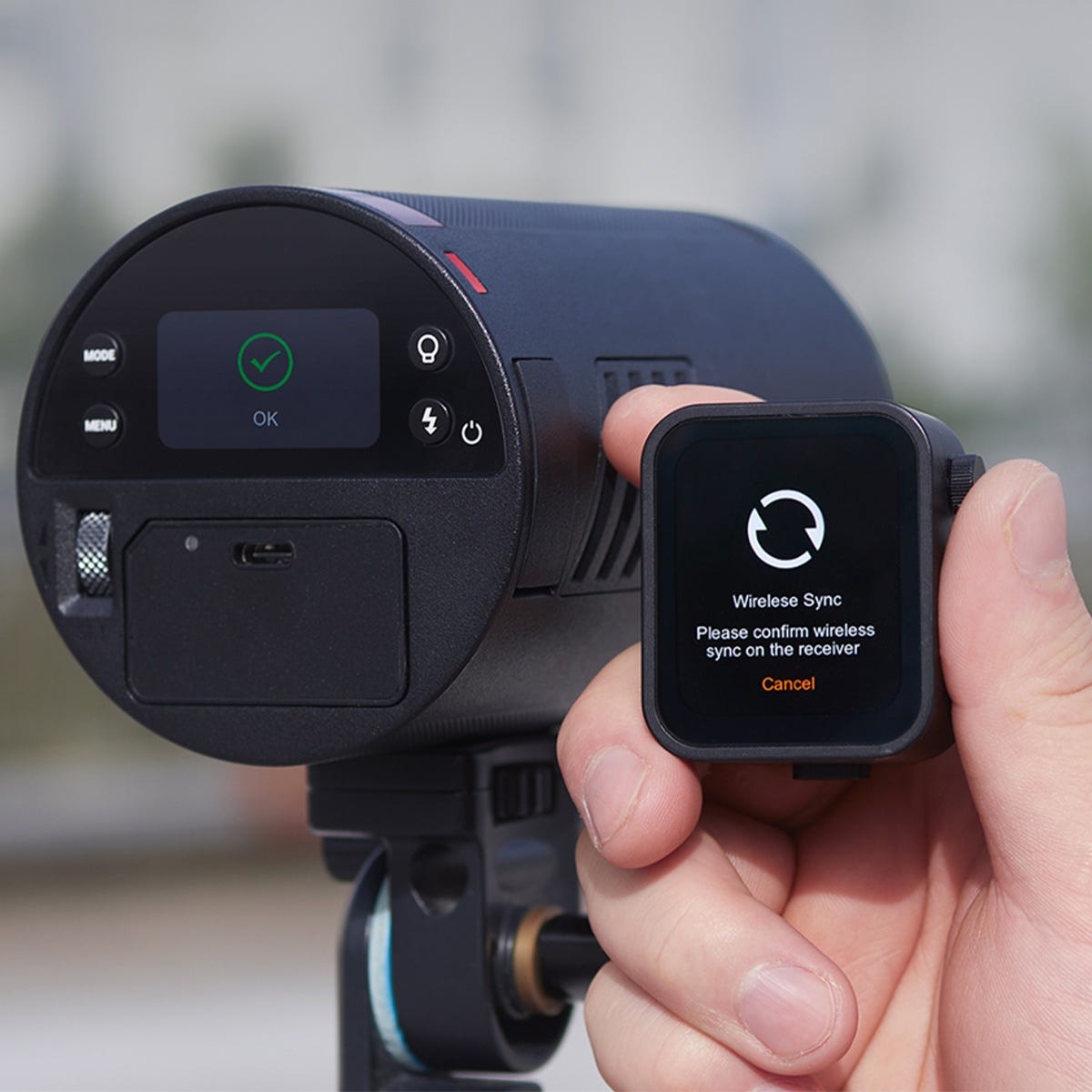 Flashpoint XPLOR 100 II Pro R2 TTL Pocket Flash wireless sync