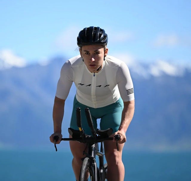 NIKKOR Z 70-200mm lens AF