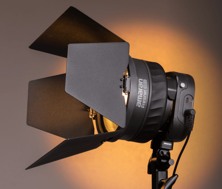 amaran Halo 100x mount compatibility