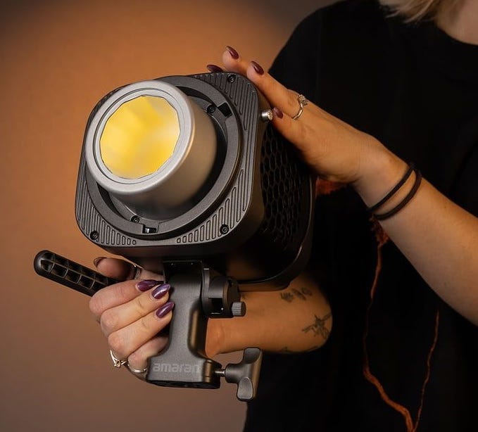 amaran Halo 300x Compact and Efficient Footprint