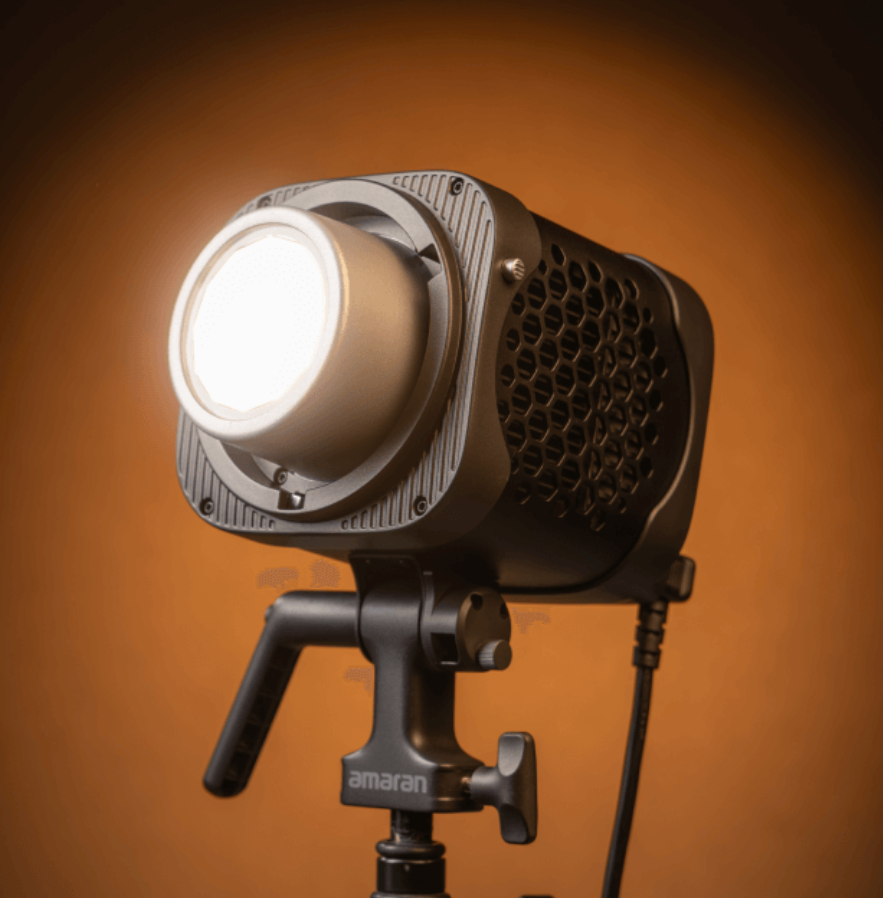 amaran Halo 300x brightness