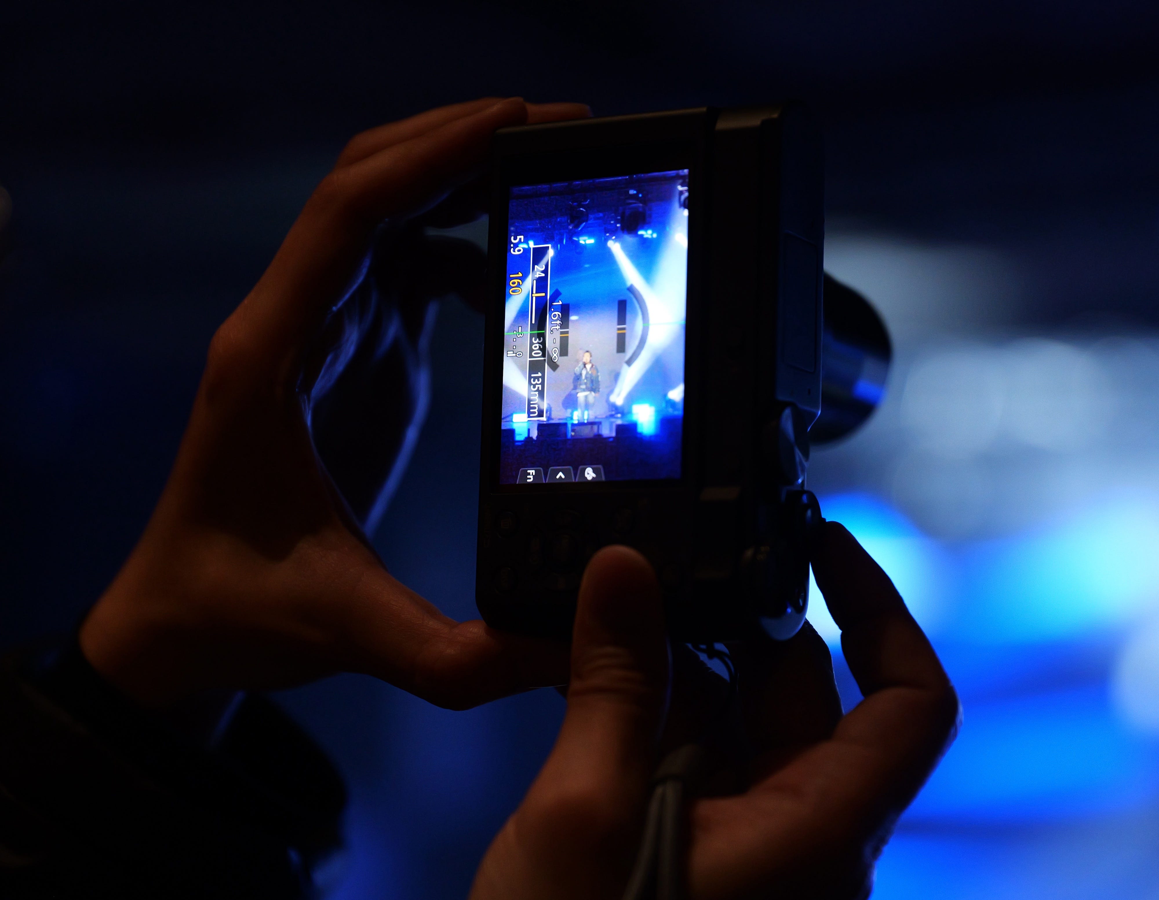 Panasonic LUMIX ZS300 close focus