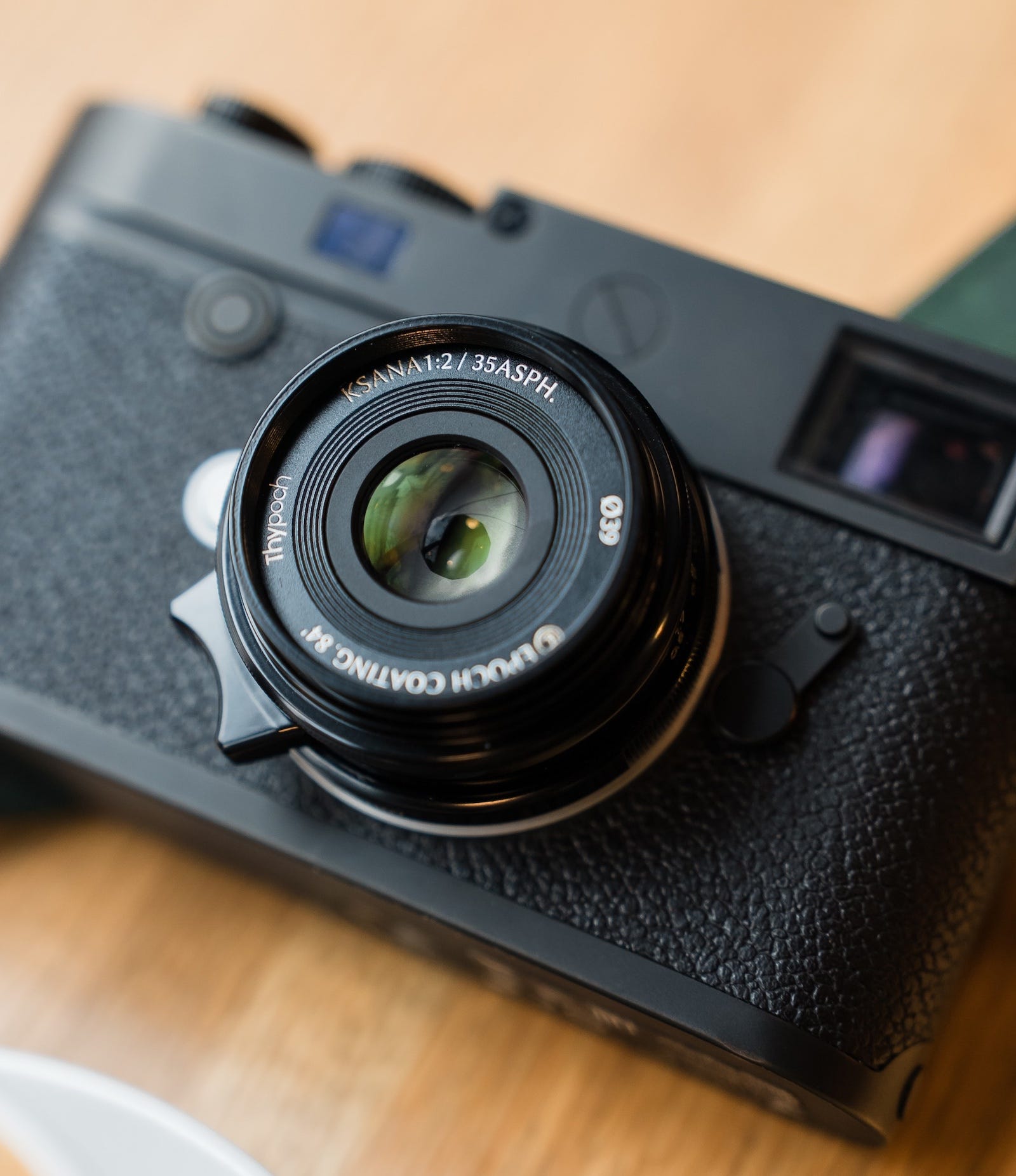 Thypoch Ksana 35mm lens compact body