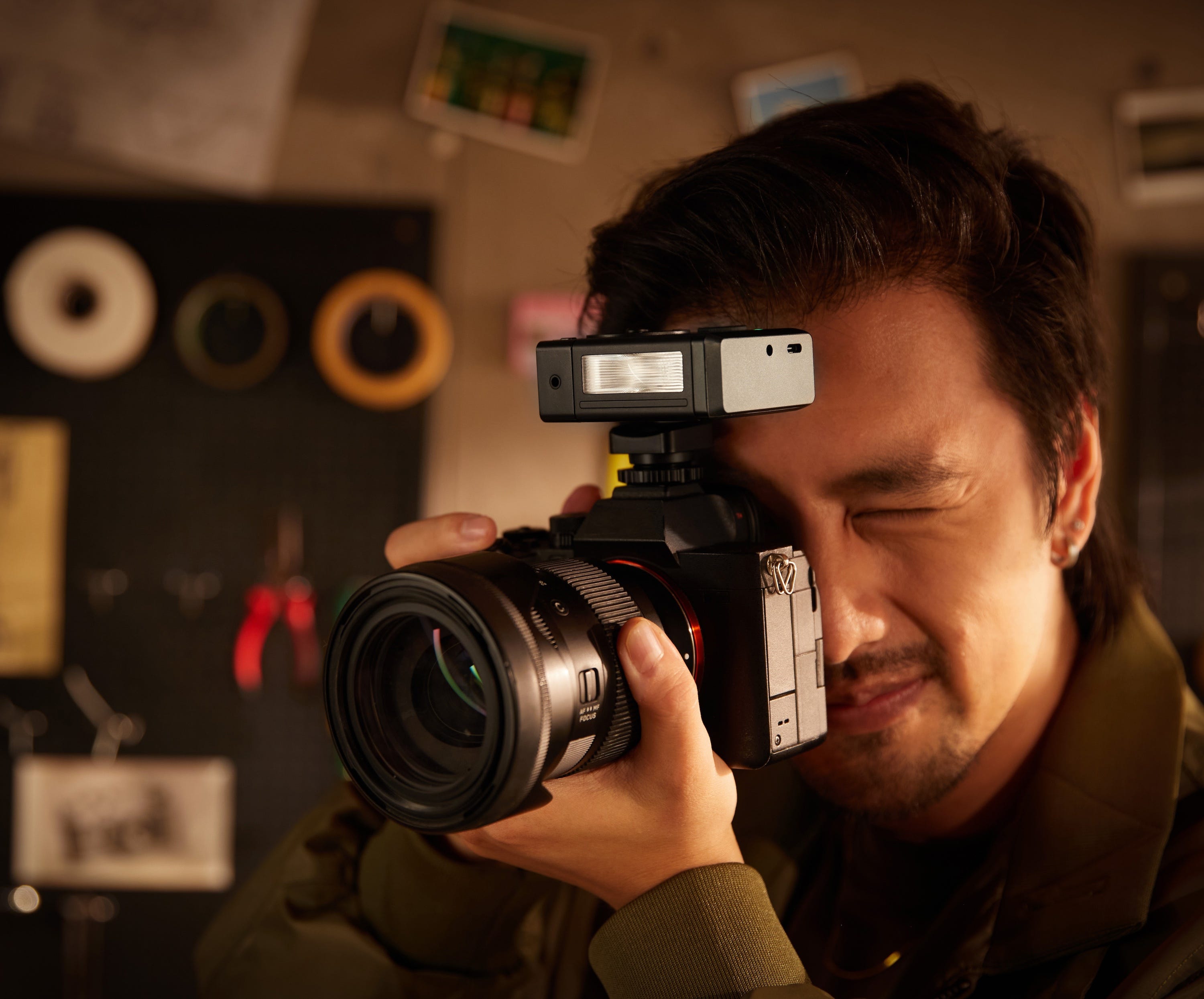 Godox Lux Junior II Flash for leading digital cameras