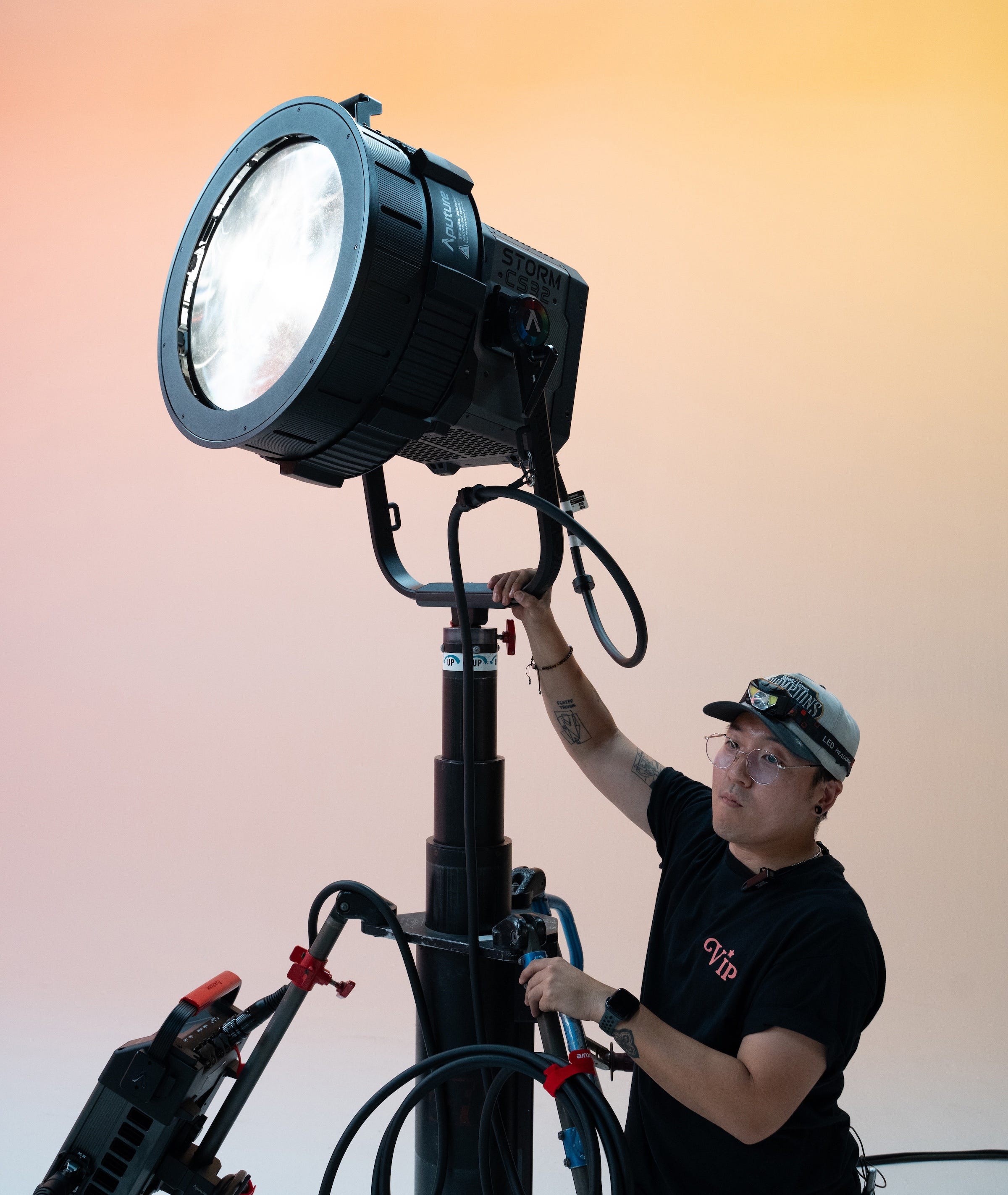 Aputure STORM CS32 Monolight color matching