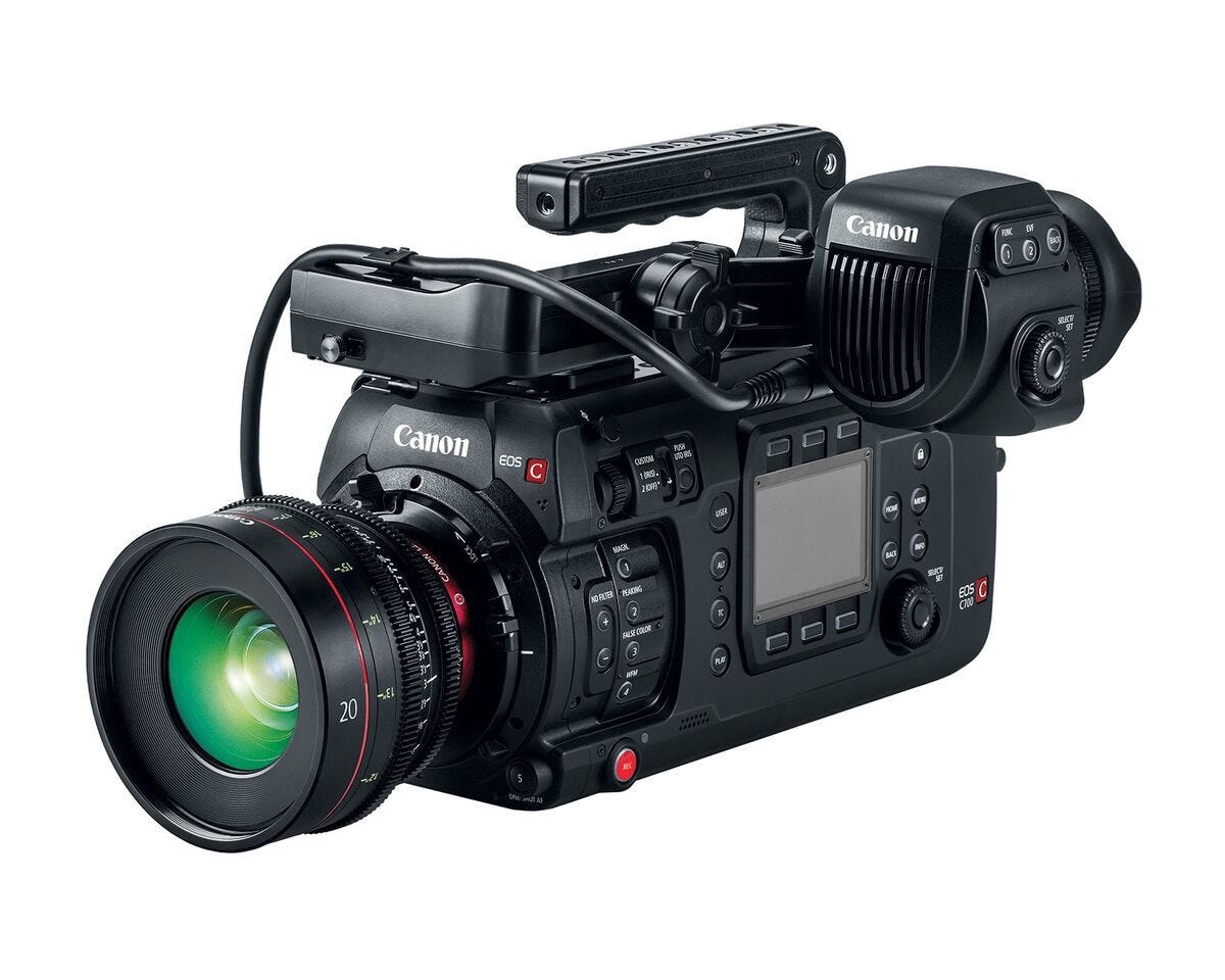 EOS C700 F