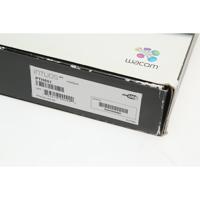 Wacom PTH651 Intuos Pro Pen an Picture