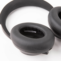 Bose Headphones 700 Noise Canc Picture