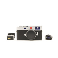 Leica M11 Digital Rangefinder  Picture