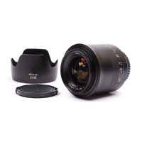 Zeiss 35mm f/2 Milvus ZE Lens  Picture