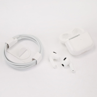 Apple AirPods with Lightning C Picture