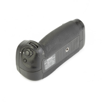 Nikon MB-D18 Multi Power Batte Picture