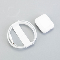 Apple Airpods with Charging Ca Picture