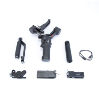 DJI RS 4 Combo Gimbal Stabiliz Picture