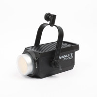 NanLite FS-300 5600K AC LED Mo Picture