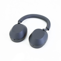 Sony WH-1000XM5 Wireless Close Picture