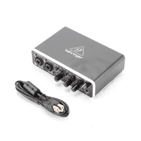 Behringer U-Phoria UMC202HD Au Picture