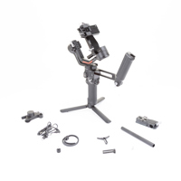 DJI RS 4 Combo Gimbal Stabiliz Picture