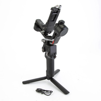 DJI RS 4 Gimbal Stabilizer Picture