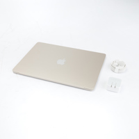 Apple MacBook Air 15.3", M4 Ch Picture