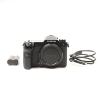Fujifilm GFX50S II Mirrorless  Picture