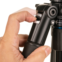 Slik PRO AL-324-3WFC 4-Section Aluminum Tripod with SH-747FC 3-Way Pan Head