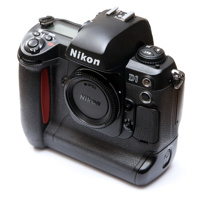 Nikon D1 2.66 MP Digital SLR C Picture