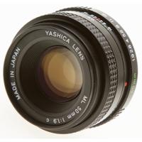 Yashica-ML 50mm F/1.9 Lens *52 Picture