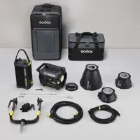 Godox KNOWLED MG1200Bi Bi-Colo Picture