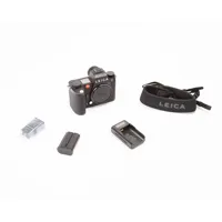 Leica SL3 Mirrorless Camera Bo Picture
