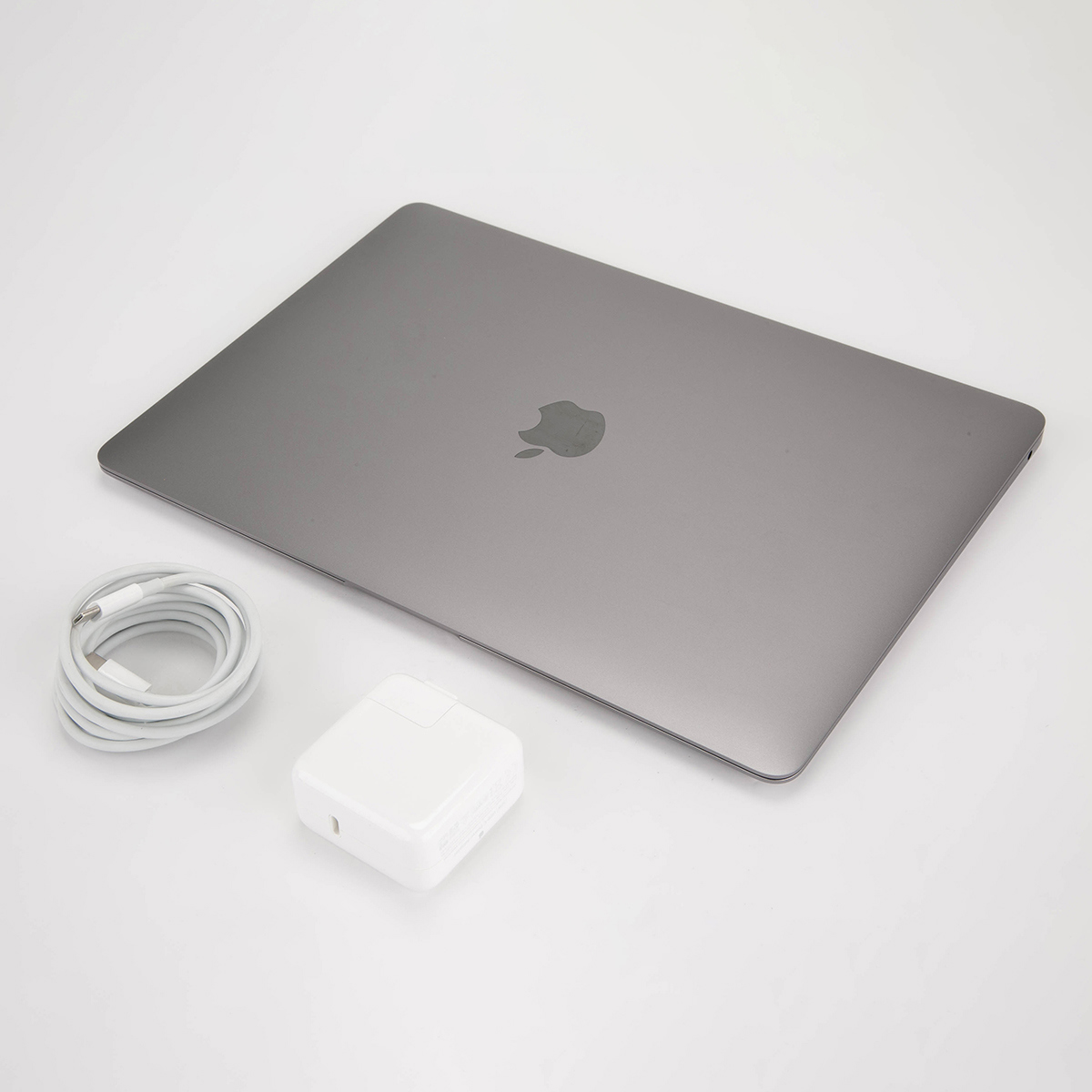 pic of Apple MacBook Air 13.3" Retina Display - Space Gray Late 2020 SKU#1456020