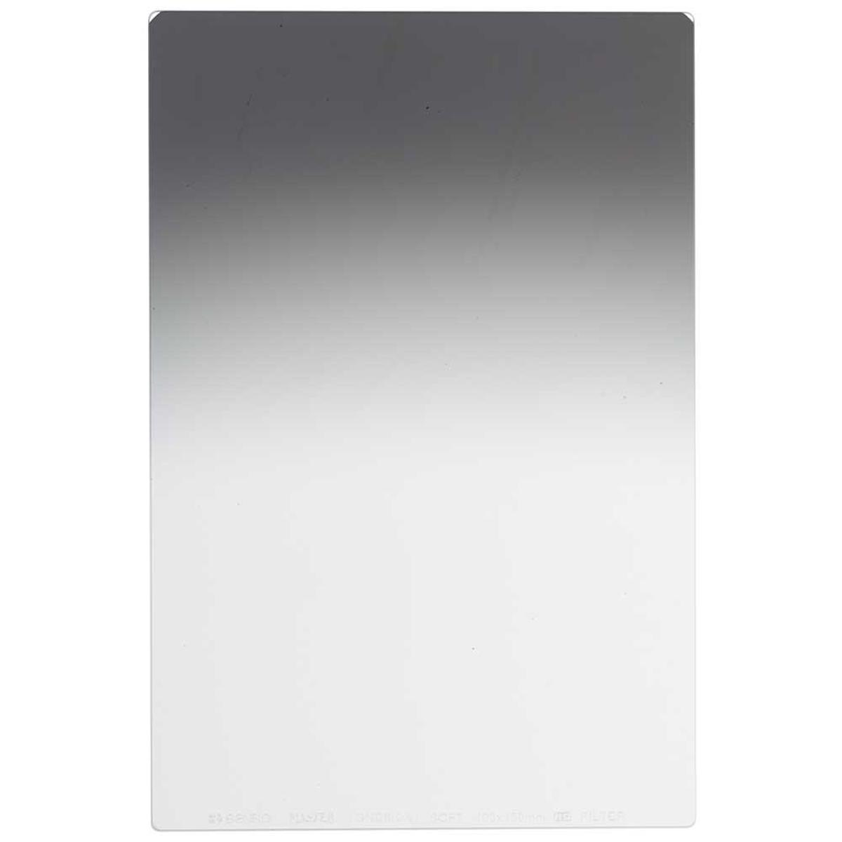 

Benro Master GND8 (0.9) 4" 100x150mm Soft-Edged Graduated ND Filter, 3 Stop