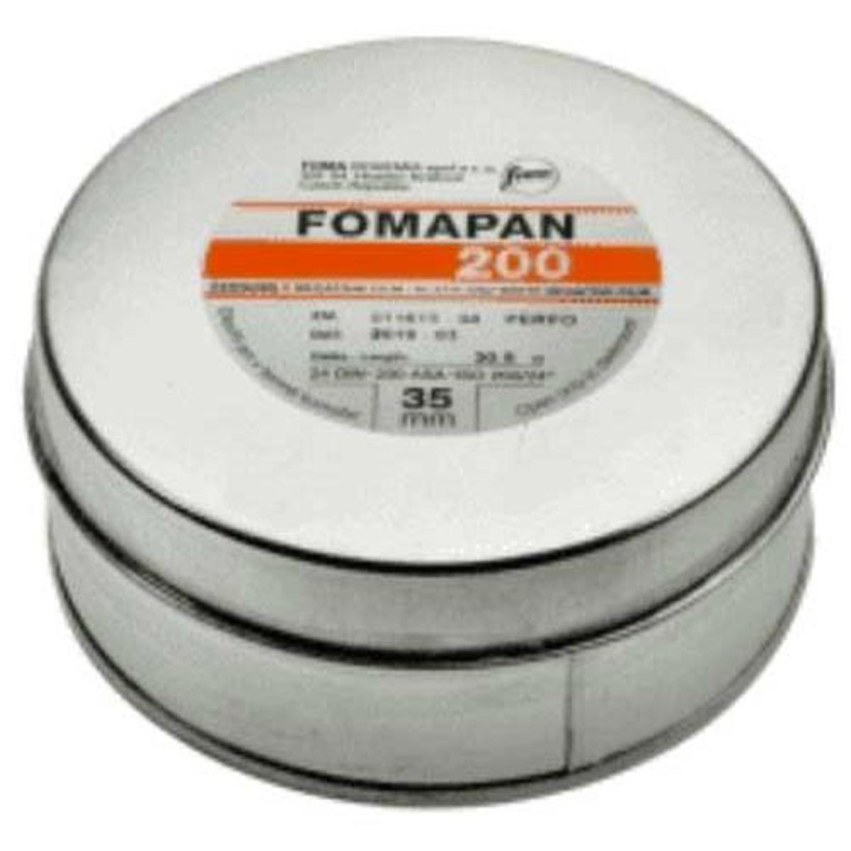 

Foma Film Fomapan 200 Creative 35mm Black and White Negative Film, 100' Roll