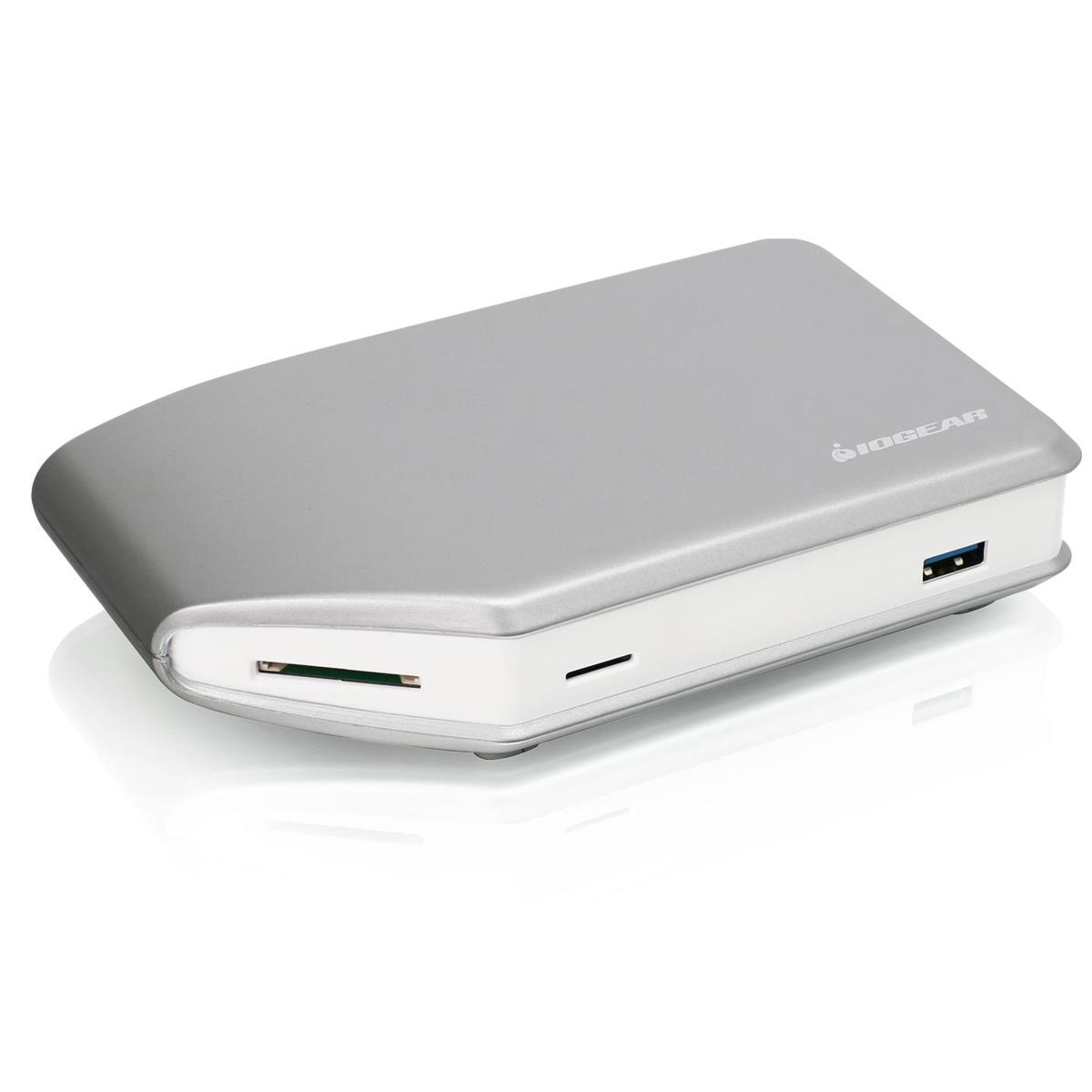 Image of IOGEAR USB-C Hub with Card Reader