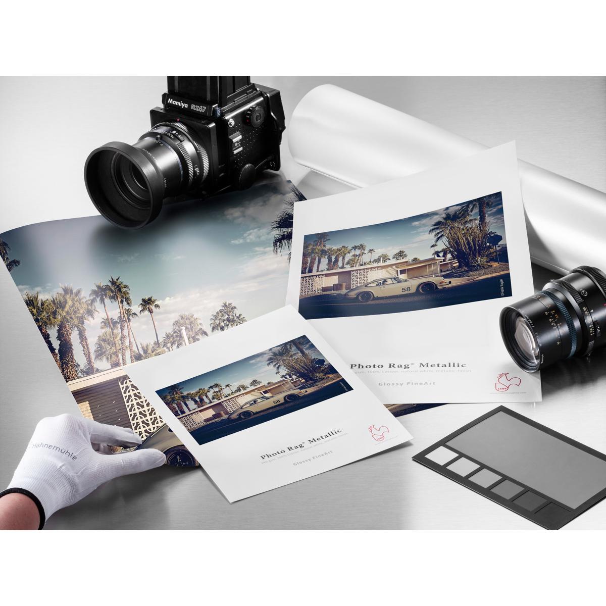 

Hahnemuhle PhotoRag Metallic, White, Hi-Gloss Inkjet Paper 17 x 22", 25 Sheets