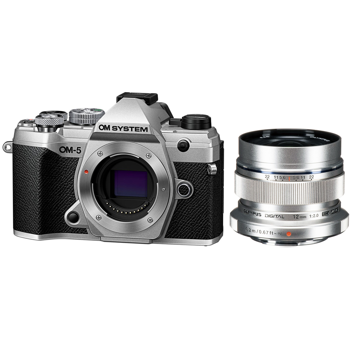 Беззеркальная камера OM SYSTEM OM-5 с объективом M.Zuiko Digital ED 12 мм f/2, серебристого цвета