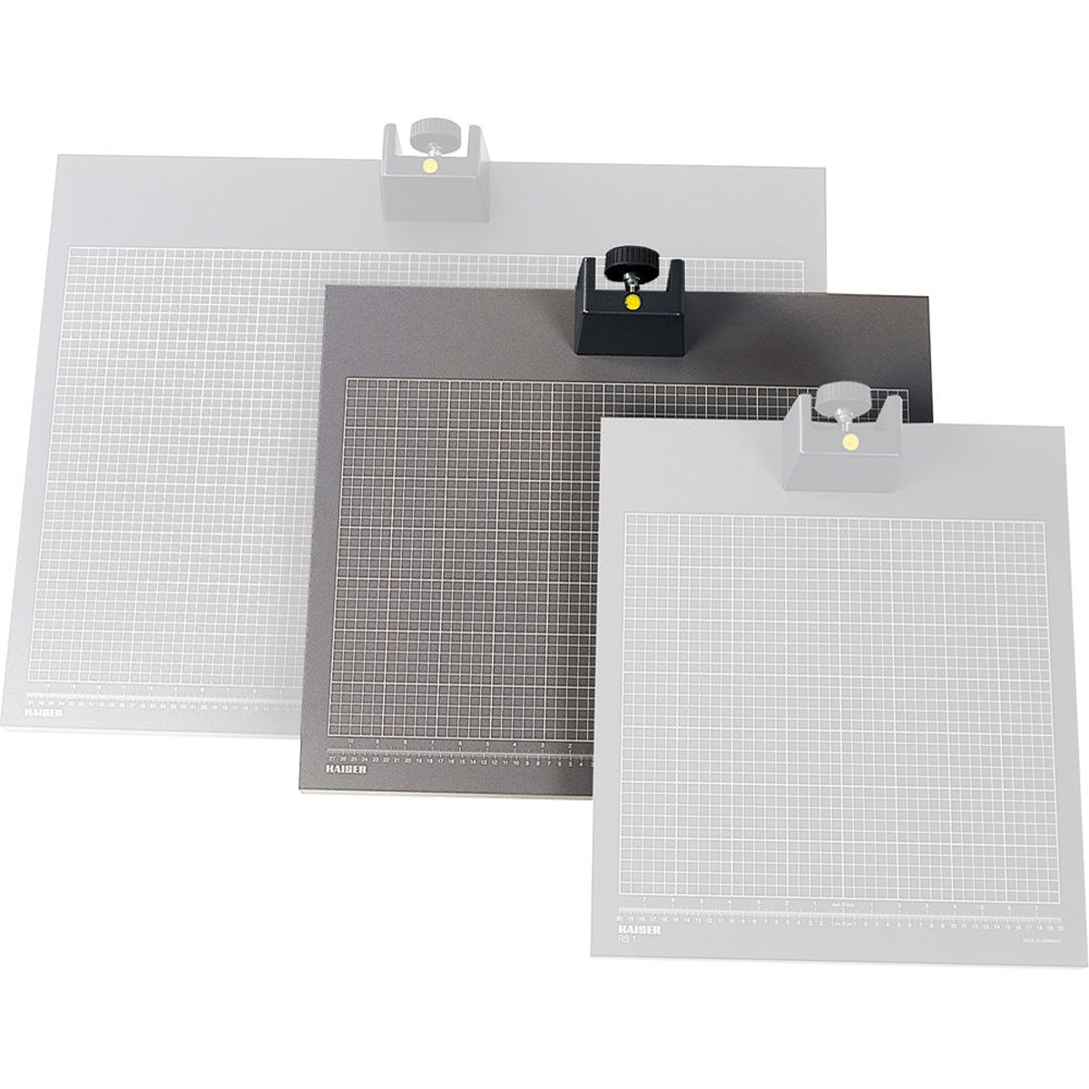 

Kaiser 20in x 24in Grid Baseboard with Leveling Feet