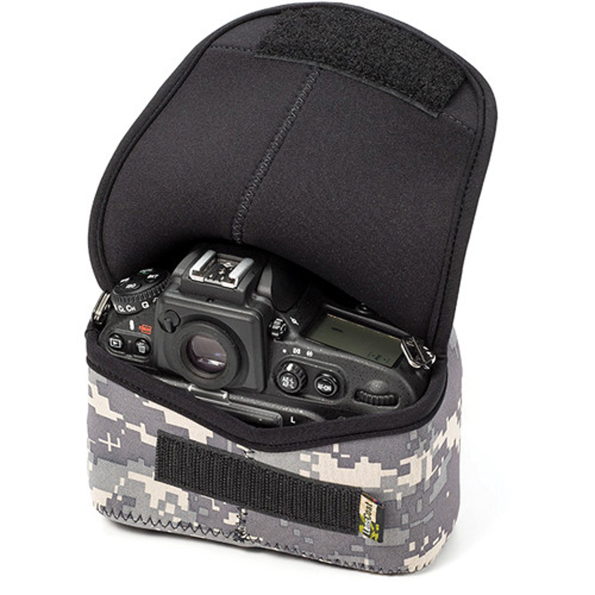 

LensCoat BodyBag Plus Camera Body Case, Digital Camo