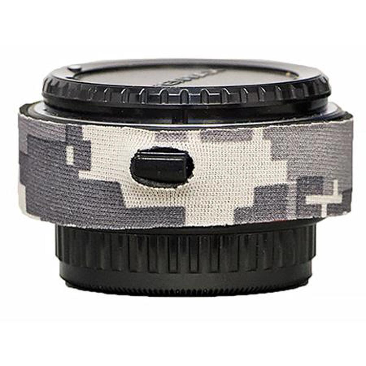 

LensCoat Cover for Pentax 1.4x Teleconverter Lens, Digital Camo