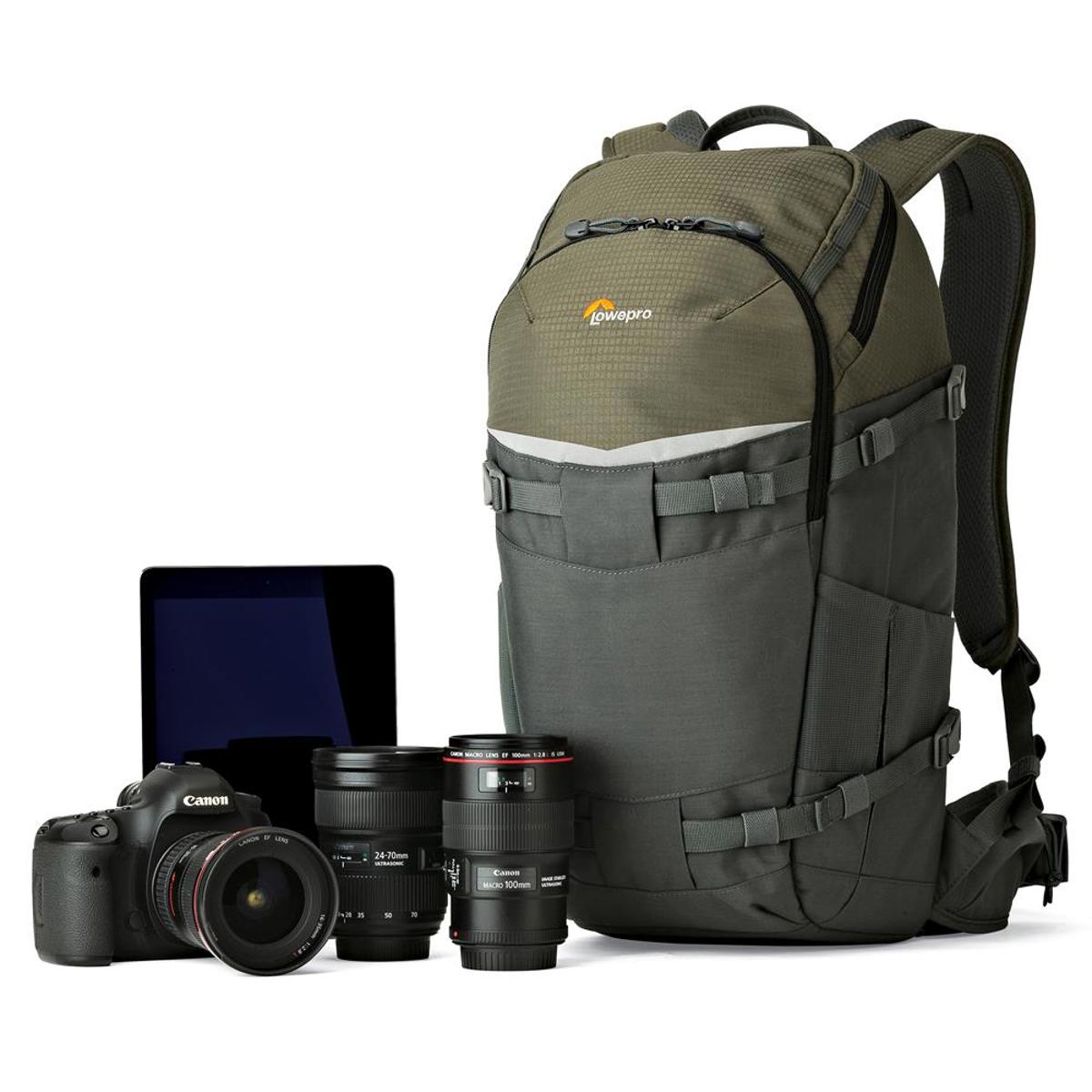 Lowepro Flipside Trek BP 350 AW. Large Travel Camera Backpack for DSLR w/ Rain Cover and Tablet Pocket [並行輸入品] Lowepro Flipside Trek BP 350 Aw. Large Outdoor Camera