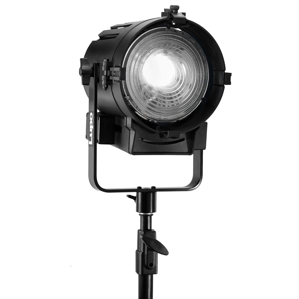 

Lumos Lupo Dayled 1000 Daylight LED Fresnel with 6" Lens and DMX