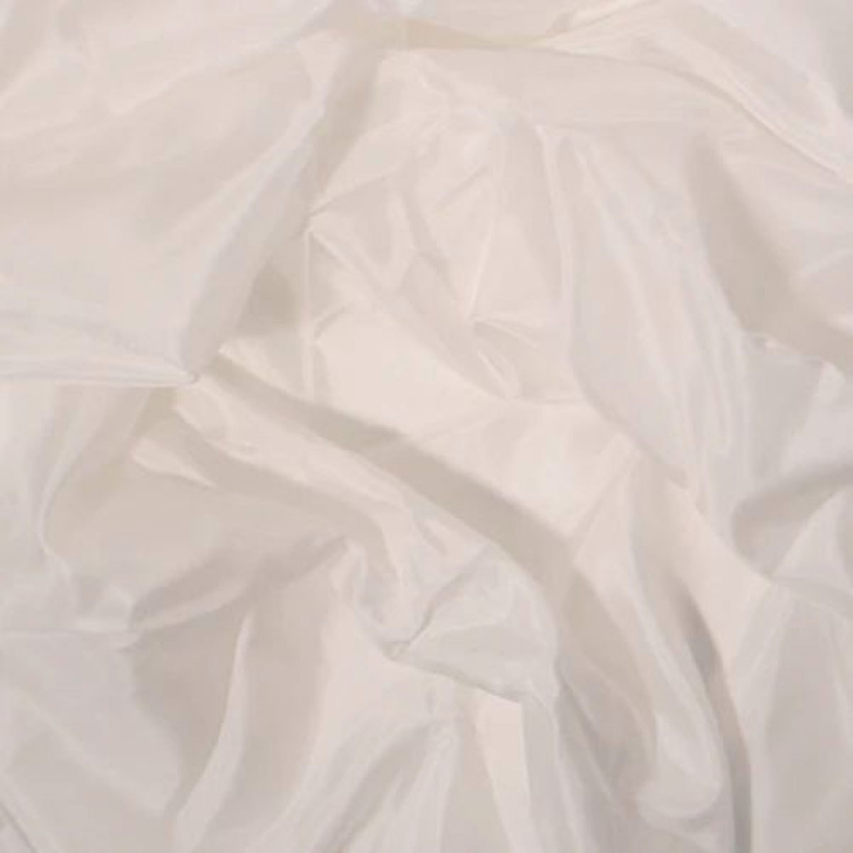 

Matthews 319609 12x12ft White China Silk Fabric