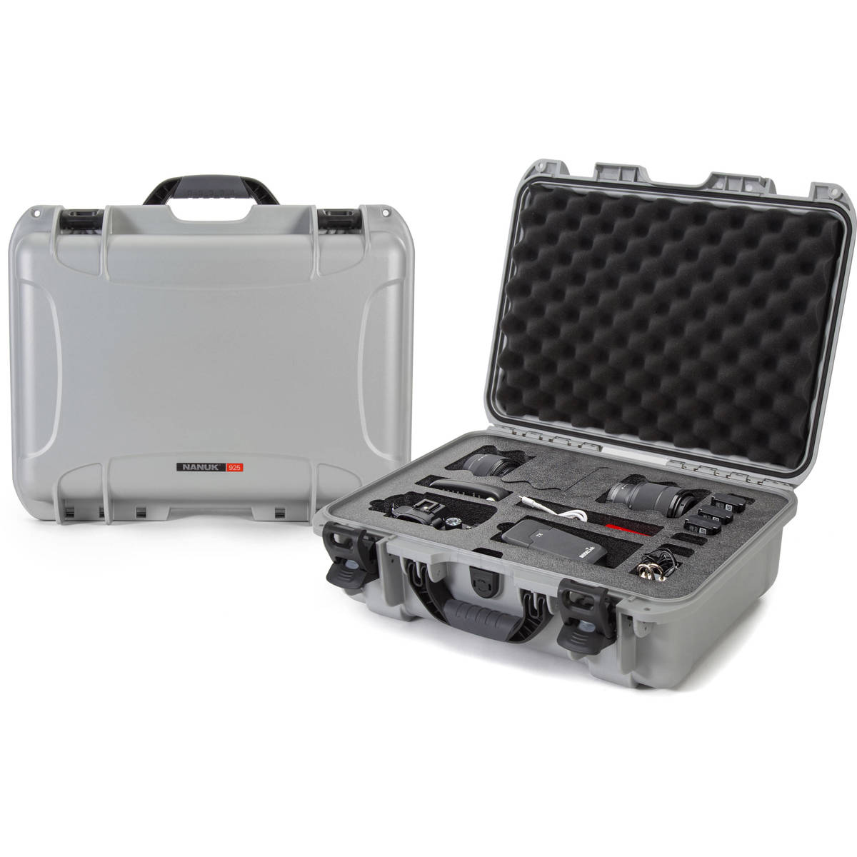 

Nanuk Media Series 925 Waterproof Hard Case with Foam Insert, Silver