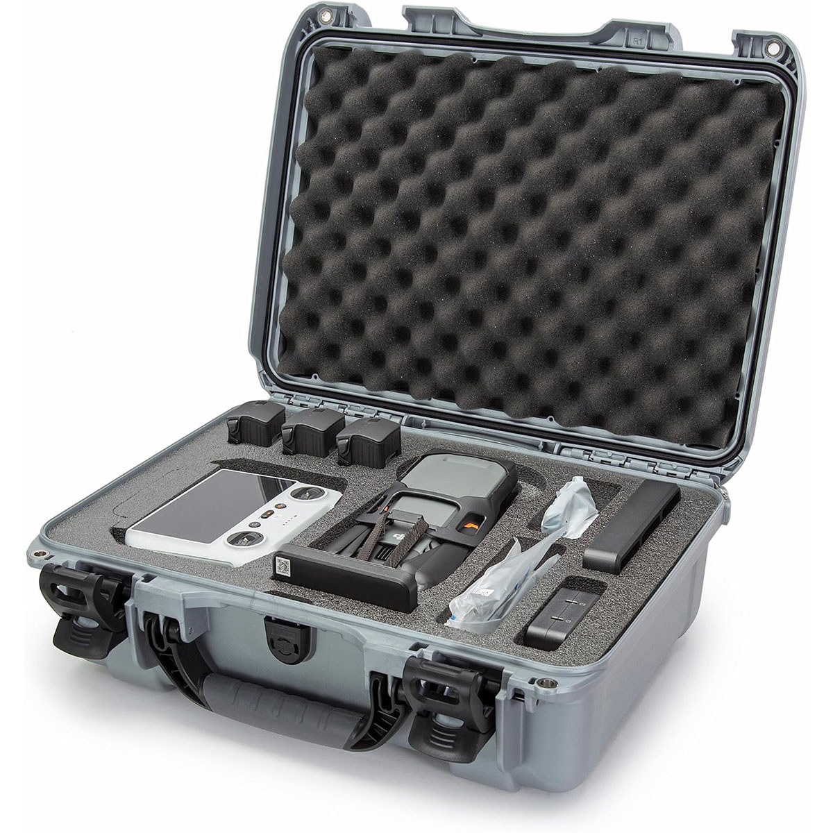 

Nanuk 925 Waterproof Case with Foam for DJI Mavic 3 Fly More/Cine Combo Silver
