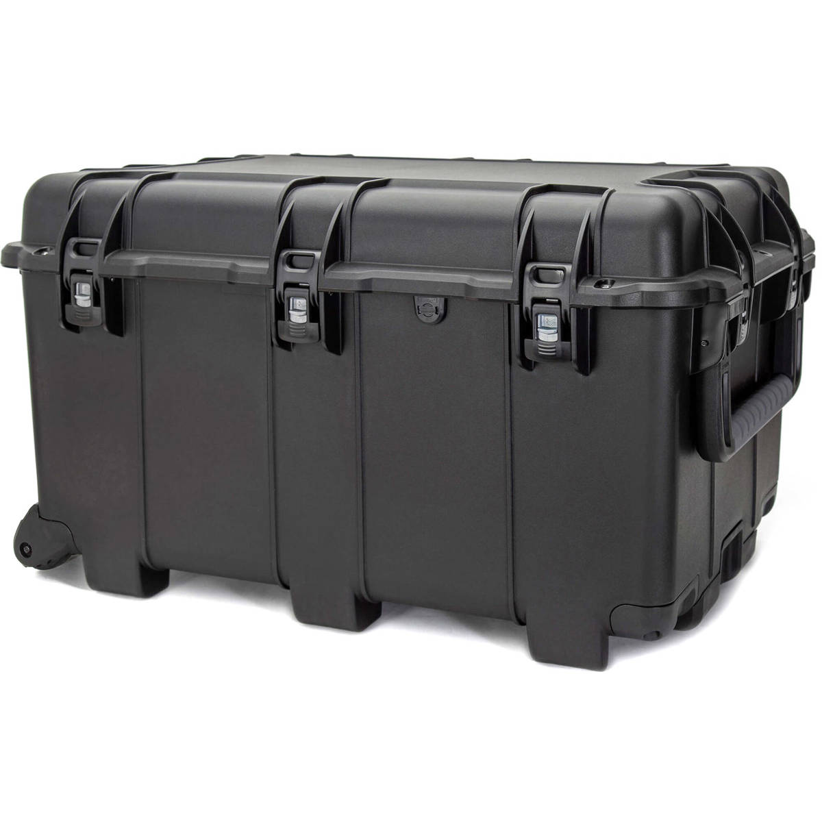 

Nanuk 975W Wheeled Waterproof Hard Case w/o Foam Insert, No Pull Handle, Black