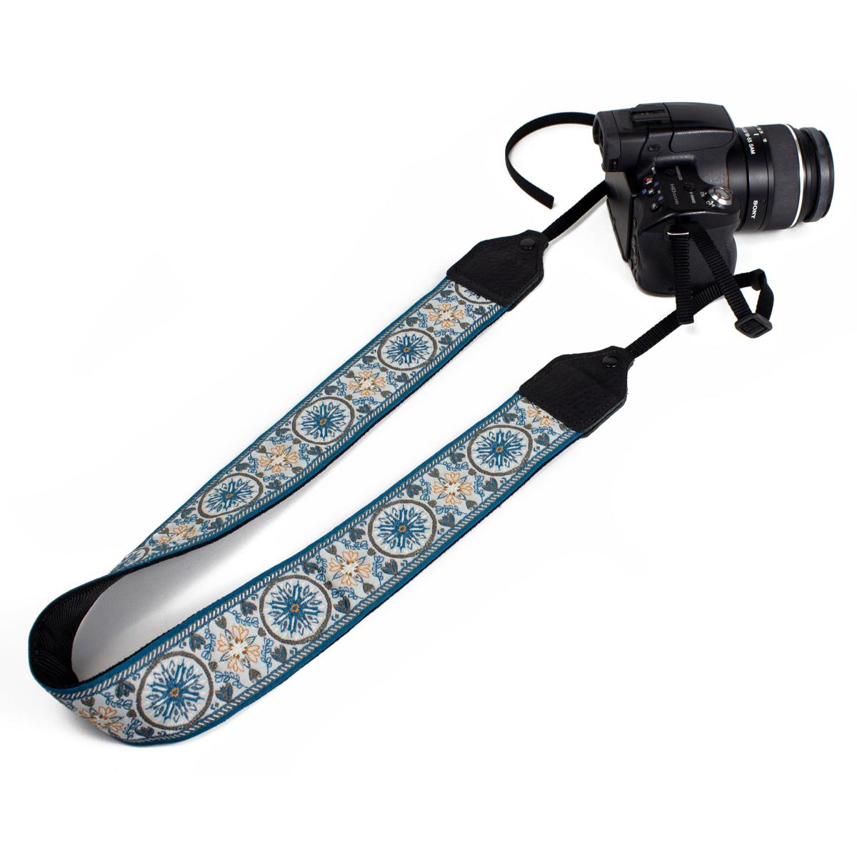 

Perri's Leathers CSJ-30 Jacquard Camera Strap, Blue Mandala