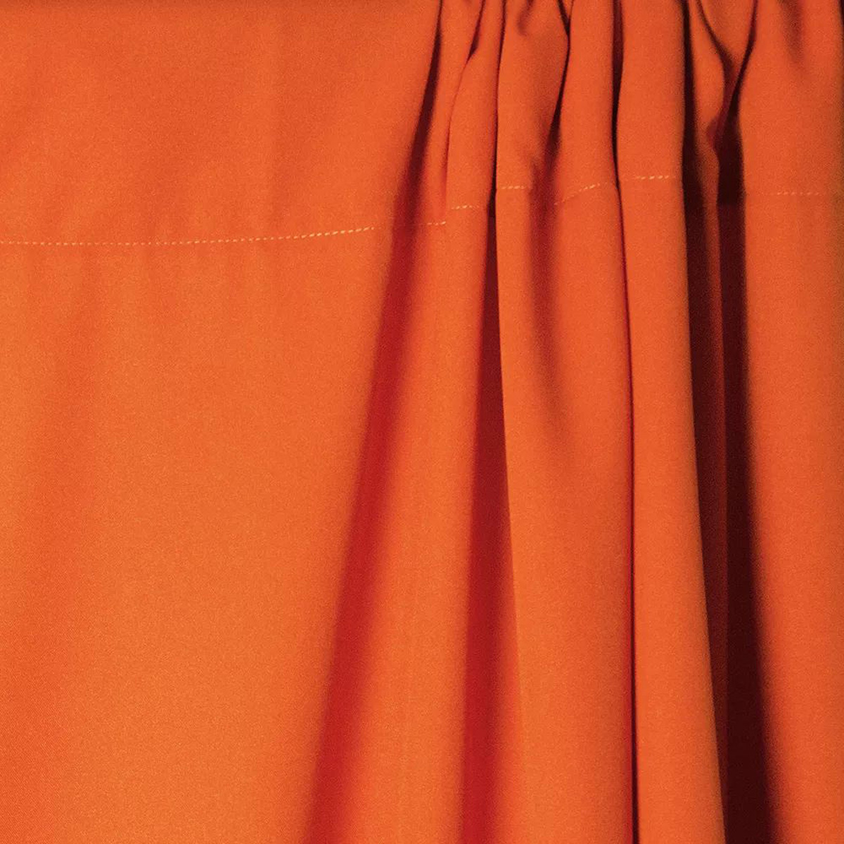 

Savage 5x9' Tangerine Wrinkle-Resistant Polyester Background