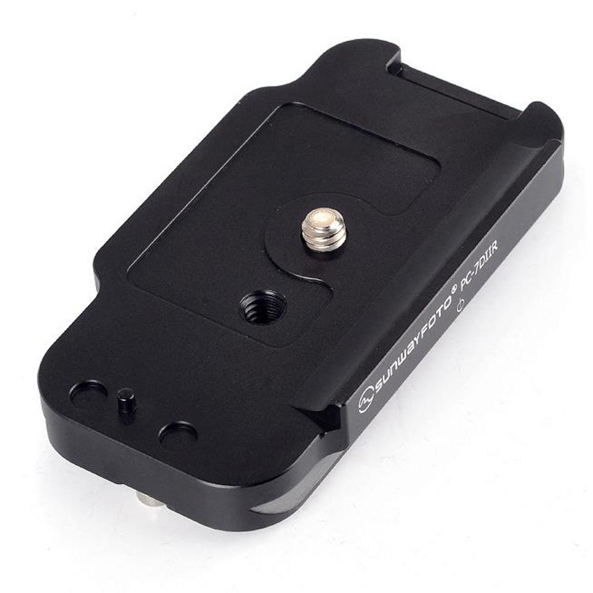 

SunwayFoto PC-7DIIR Quick-Release Plate for Canon 7DII Camera